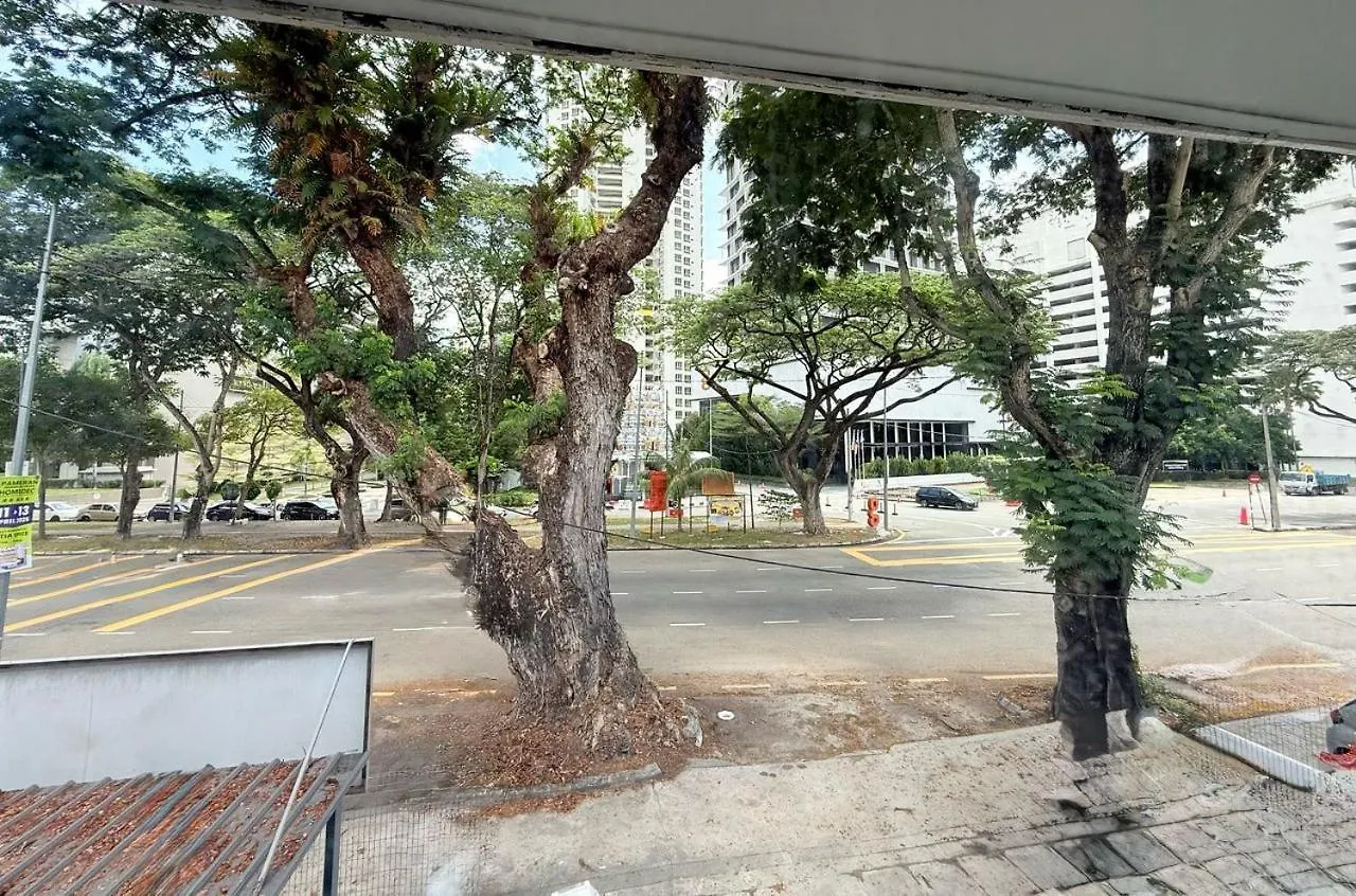 Twintrees Kelawai Hotel George Town Guest house